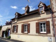 Anuncio Maison dans centre village historique (YYWE-T37174)