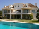 Annonce 588825 - Villa en venta en Las Chapas Playa, Marbella, Málaga, España (ZYFT-T5076)