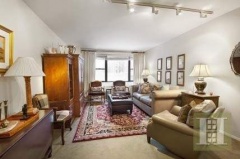 Anuncio APARTMENT in Upper West Side (ZPOC-T2834760)