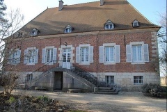 Property Dpt Sane et Loire (71),  vendre proche CHALON SUR SAONE proprit P7 de 270 m - Terrain de 24000 m (KDJH-T230062)