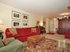 Property APARTMENT in Upper East Side (ZPOC-T2837453)