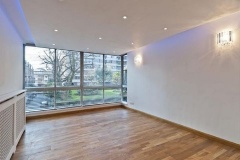 Property Flat for sale in London (PVEO-T260384)