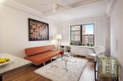 Property APARTMENT in Upper West Side (ZPOC-T2784335)