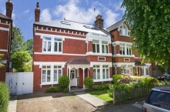 Property Rent a Property in Twickenham (PVEO-T578652)