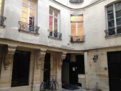 Property A Louer PARIS (TLUN-T5643)