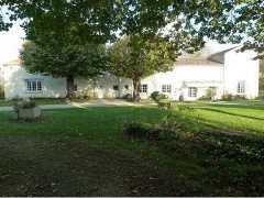 Property Dpt Charente Maritime (17),  vendre DOMPIERRE SUR MER maison P15 de 410 m - Terrain de 9500 m - (KDJH-T210935)