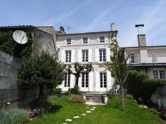 Anuncio Maison impeccable, bord Charente, 5 chambres avec sde prive (RVFQ-T267)