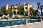 Property 643840 - Villa en venta en Estepona Alta, Estepona, Málaga, España (ZYFT-T4631)